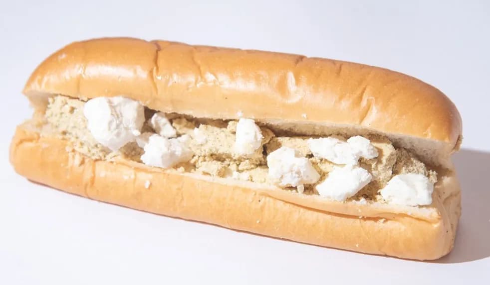 Halawa with Qeshta Sandwich