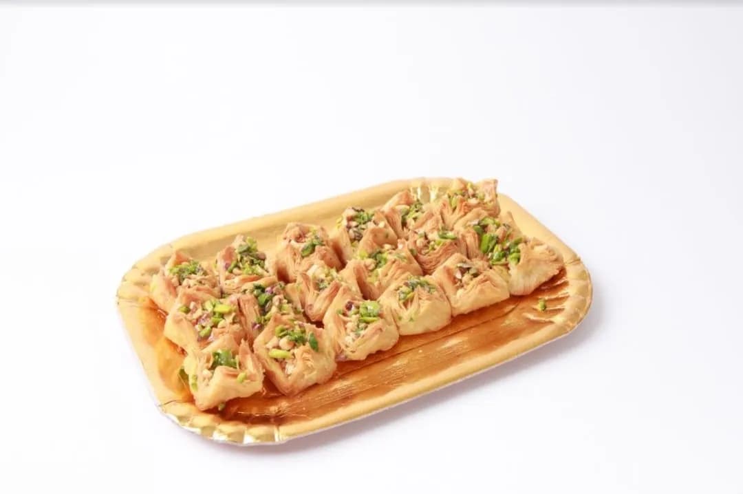 Aish El Bolbol Baklava