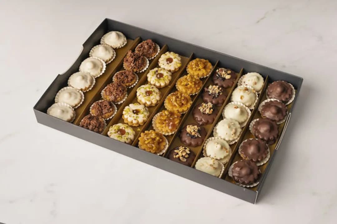 Petit Four Special Box