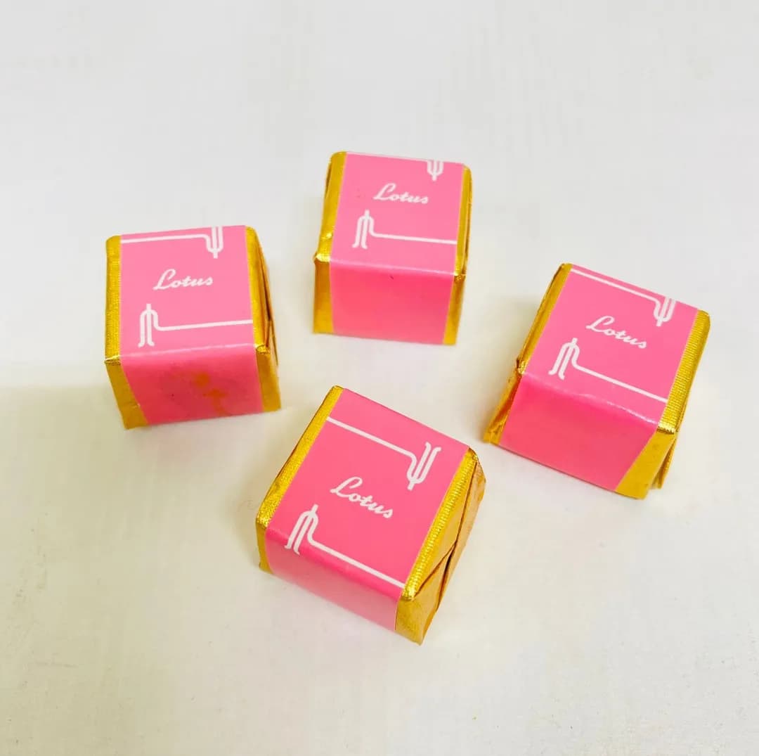 Lotus Chocolate (Natural)