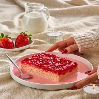 تري ليتشي فراولة
