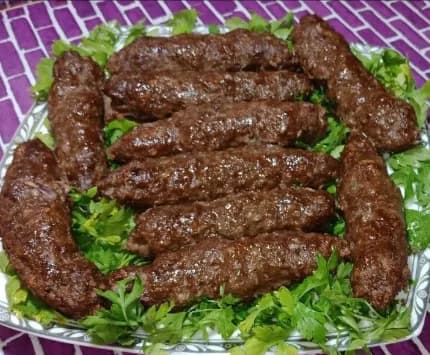 1/2 كفتة + سلطة