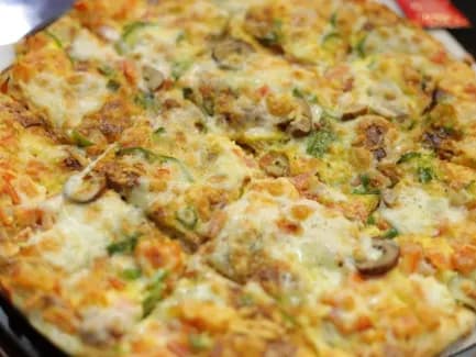 Shrimp Oriental Pizza