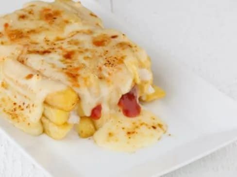 El Reem French Fries With Mix Chicken And Meat Shawerma Platter