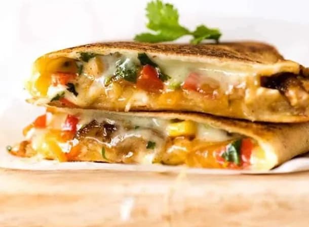 Mozzarella Hawawshi