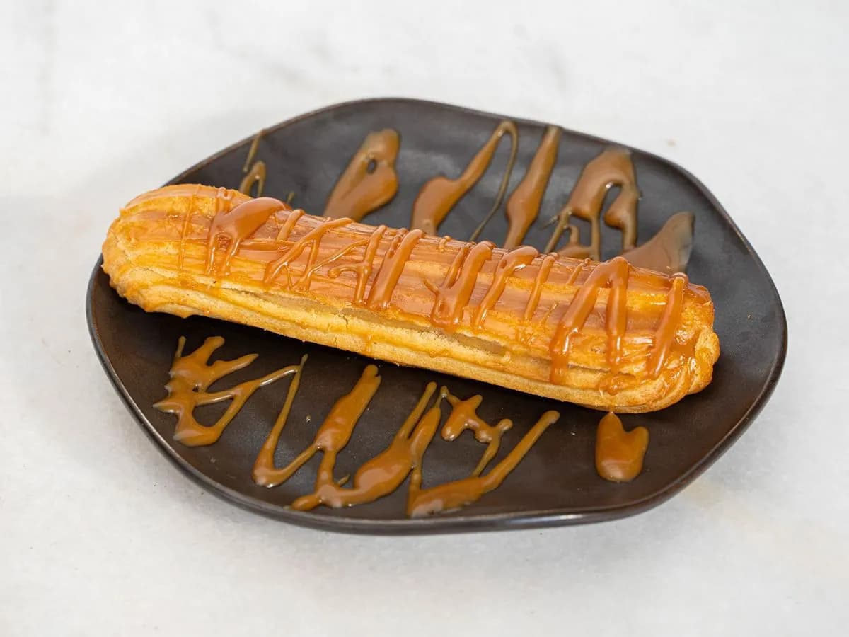 Caramel Eclair