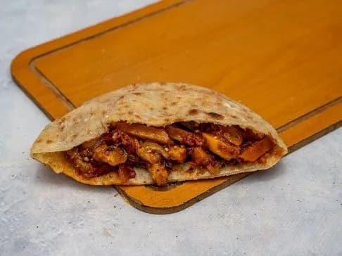 Mesakaa Sandwich Baladi
