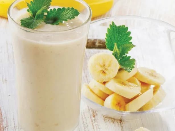 Banana and Milk Cocktail