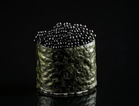 Caviar Temaki