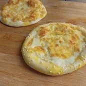 Mixed Chees Manousheh