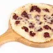 Sojok And Mozzarella Manousheh