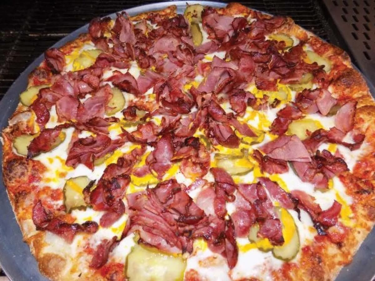 Pastrami Pizza
