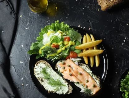 Smoked Salmon Sandwich