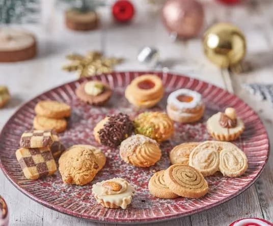 Petit Four Snack Box