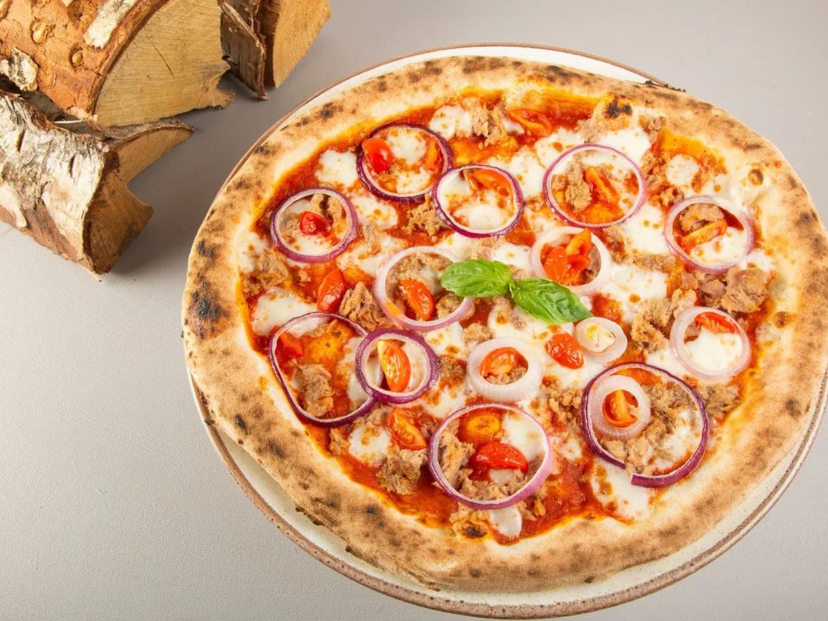 Tuna Pizza