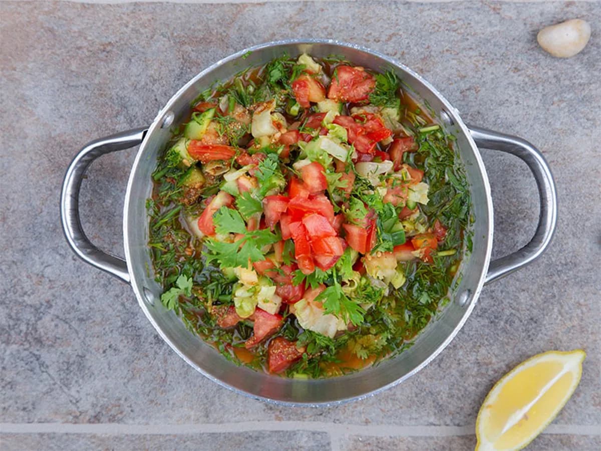 Medium Balady Salad Box