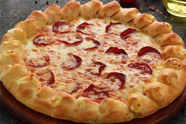 Pepperoni Kingdom Pizza Medium
