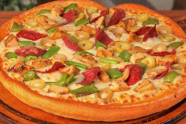 Chicken Supreme Pizza Medium