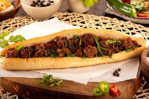 ساندوتش لحم شرائح