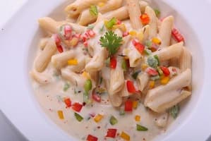 White sauce pasta