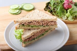 Tuna sandwich