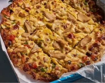 Chicken With Mushroom Oriental Pizza