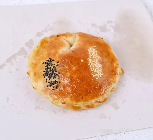 Luncheon and Mozzarella