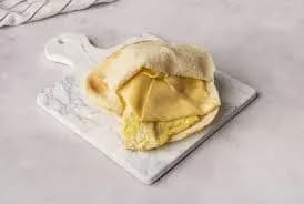 Mixed Cheese Omelette Sandwich