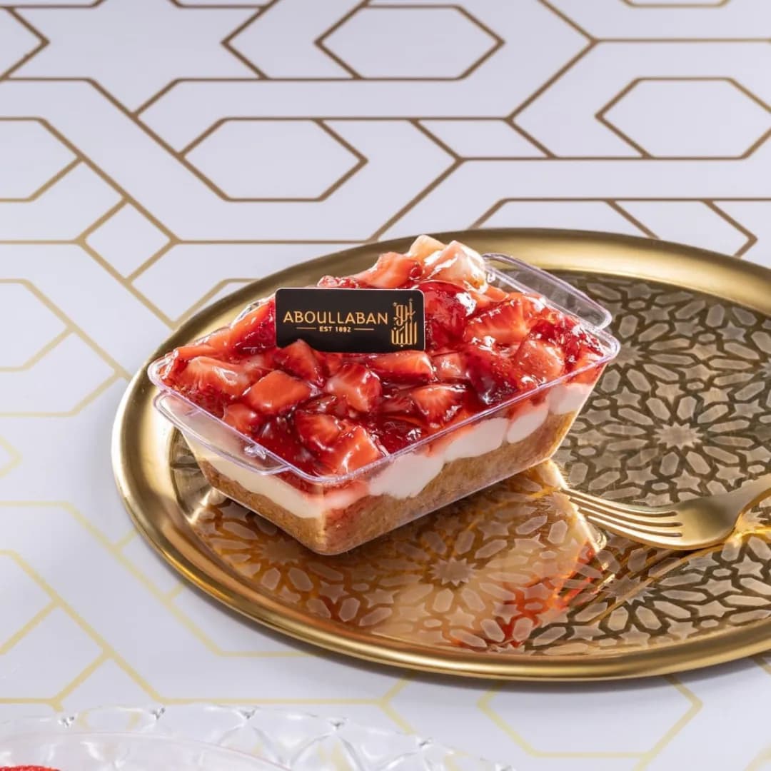 Konafa Strawberry Cup