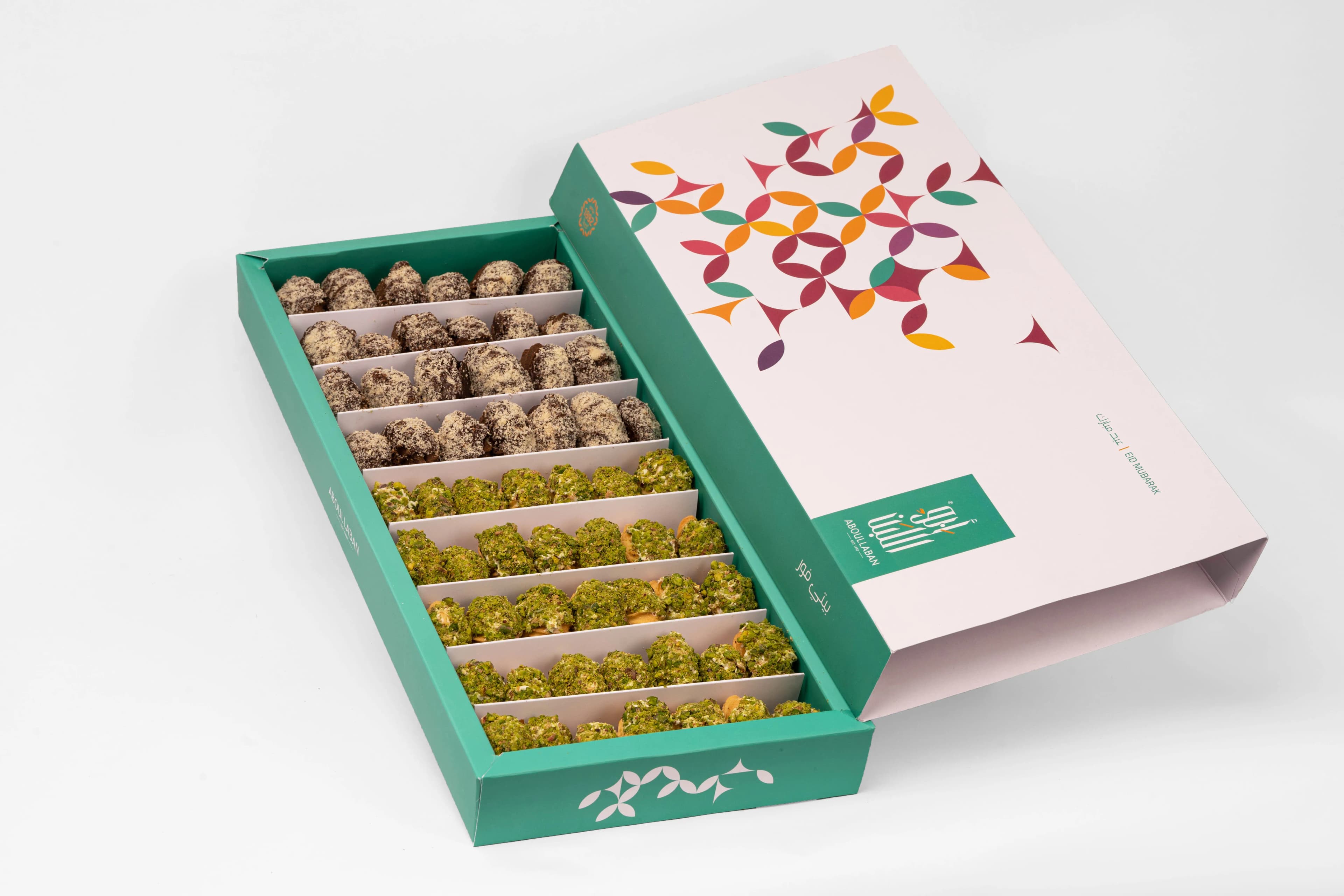 Petit Four 63 Pieces